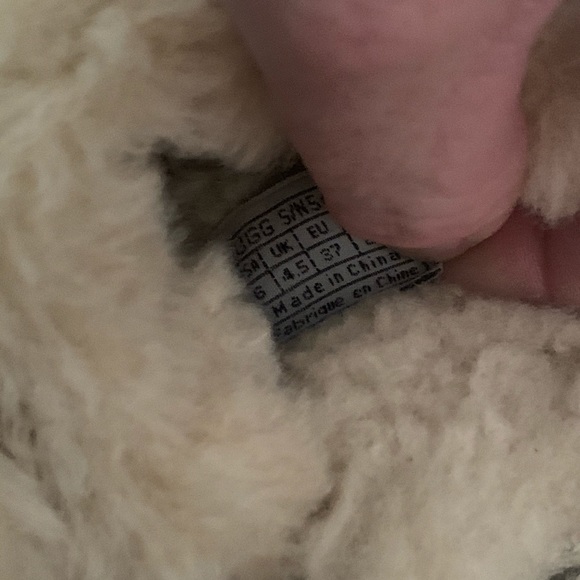 Ugg Clogs US sz6 - Picture 6 of 6